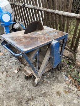 Cirkulárka 380 V – starší, nutný servis