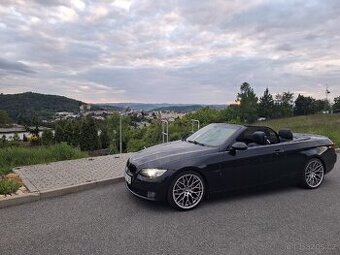 BMW E93 Cabrio 320i