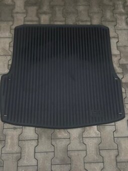 Gumová vana Škoda octavia II seda