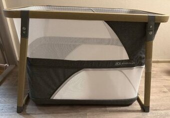 Dětská skládací postýlka Kinderkraft SOFI