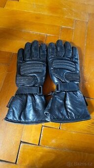 Motorkářské rukavice