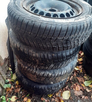 Zimní kola 185/65/R15 - 185/65/15 Barum - disky 4x100