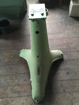 Litinový stojan - 1