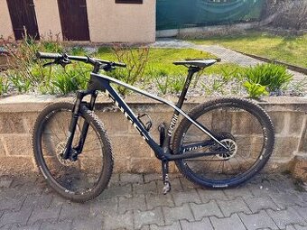 Ghost Lector, celokarbon M rám, 2021