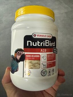 Dokrmovací kaše pro papoušky