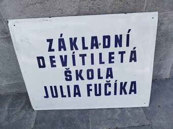 Smaltovaná cedule