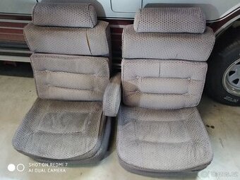 Sedadla Chevrolet G20.