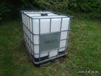 Kontejner 1000l