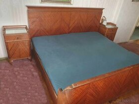 Starožitná postel, stará ložnice, 1948