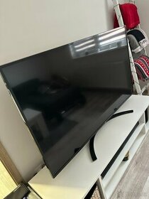 70" LG UHD TV 4K, webOS Smart TV 177cm - 1