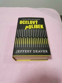 Kniha Ocelový polibek - Jeffery Deaver