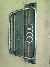 Audi a4 maska