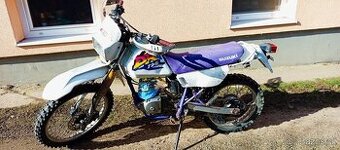 Suzuki dr 125