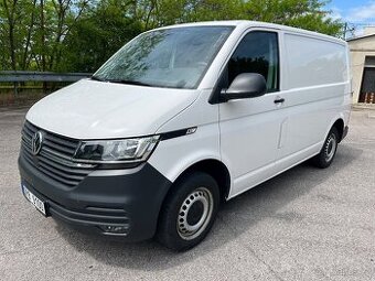 Transporter T6.1   2,0tdi 81kw, r. 2020, 3 místa, klima
