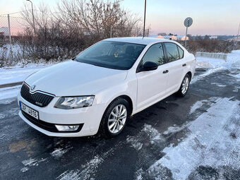 Škoda Octavia 1.6 TDi Manuál - Auto na splátky bez registru