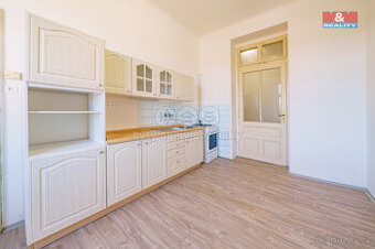 Pronájem bytu 2+1, 80 m², Cheb, ul. Májová