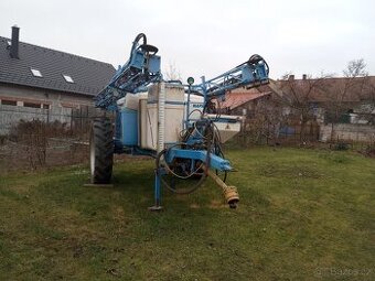 Tažený postřikovač NAPA 2500/18
