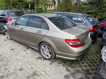 Mercedes-Benz w204 c 220 cdi 2009 om651.911 125kW