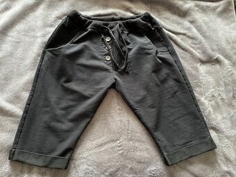 Dámské bermudy italy moda vel M