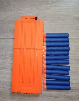 Nerf - originální zásobník na 12 nábojů + 12 modrých šipek