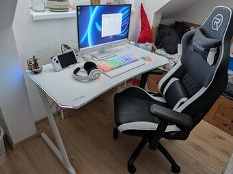 Asus Rog ally + vše co je na fotce