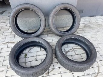 Bridgestone – 235/50 R20 letní