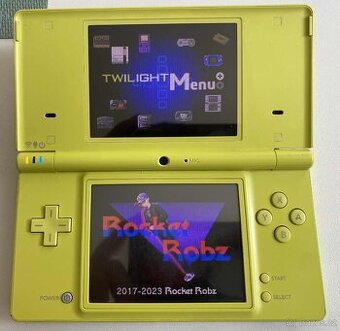 Nintendo DSi Lime Green + 64GB