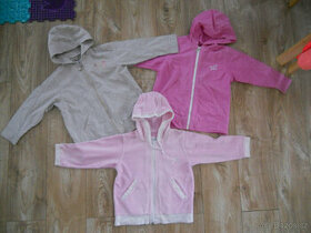 Next bunda a mikina, 3v1, 2 bundy, 1 mikina, 5-6 let