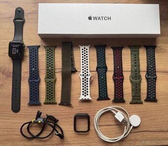 Apple Watch SE 2020 black 44 mm
