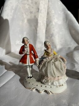Porcelánová soška