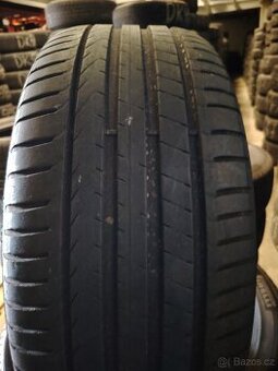 235/45/18 letní Pirelli