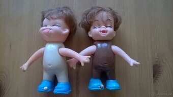 Retro hračky, panenky a gumová pískací hračka Vilík