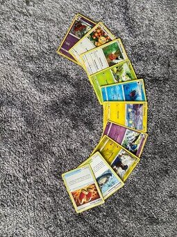 Pokémon kartičky (všechny za 182Kč)