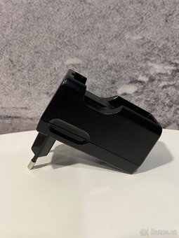 Nabíječka Sony BC-7DY na gumstick žvýkačkové baterie