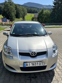 Toyota Auris - 1