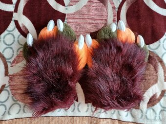 Fursuit tlapy a ocas