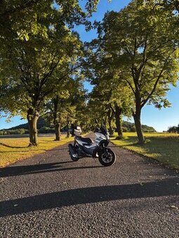 2025 Aprilia SR GT 125