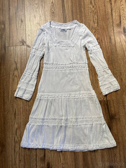 Bílé šaty s madeirovou krajkou (vel. 38)