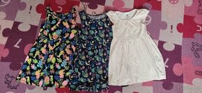 Dívčí šaty vel.110. Cena za kus