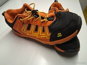 BOTY Alpine pro vel. 35