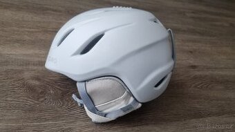 Dámská lyžařská helma GIRO, vel. M (55,5-59 cm)
