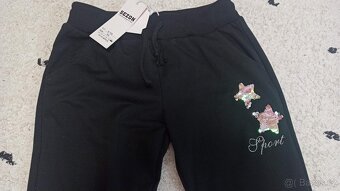 Dívčí tepláky - vel. 146/152 - nové s visačkou