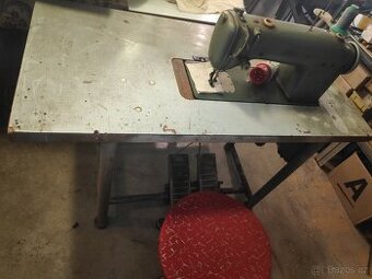 Šicí stroj Minerva typ 329