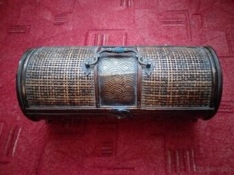 Truhla dřevěná malá