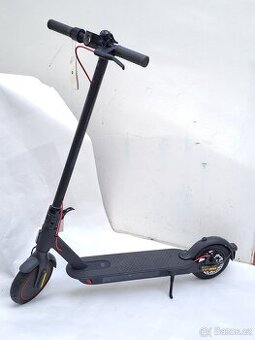 Xiaomi Mi Pro 2 - nepoužitá rozbalená elektro koloběžka