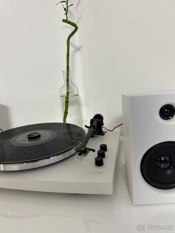 Gramofon Crosley T150