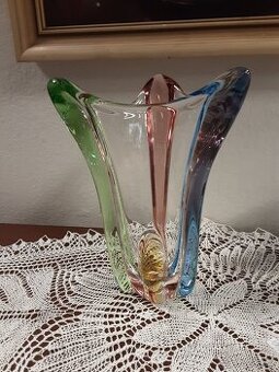 Váza z hutniho skla F. Zemek