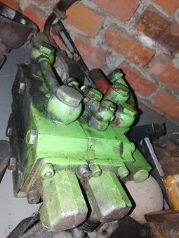 Desta 12 rozvaděče