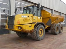 Kloubový dumper BELL B30D