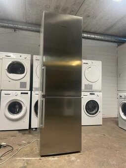 Lednice s mrazákem Siemens 200cm